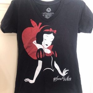 Disney Store Snow White black t-shirt Small